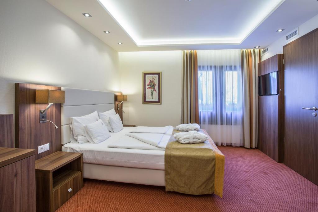Bukkos Hotel & Spa Szentendre Rom bilde